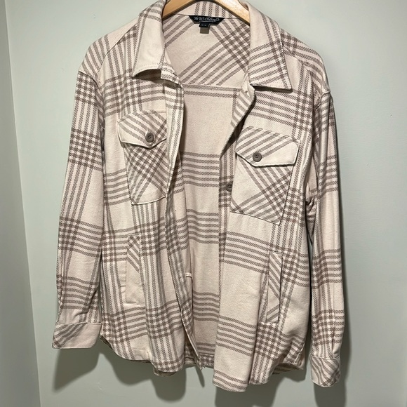 Flannel Jacket - Picture 1 of 5